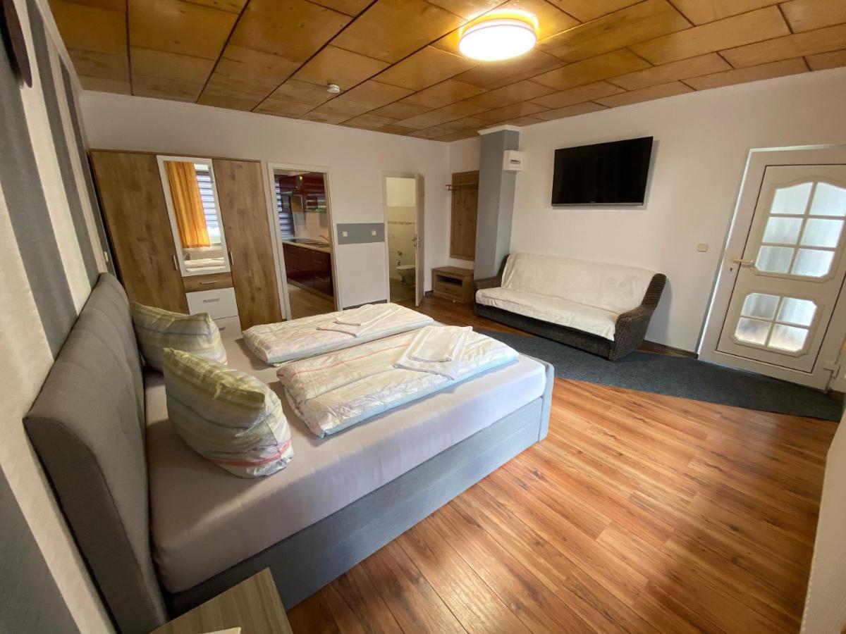 Pension Florion Bernburg Exterior photo